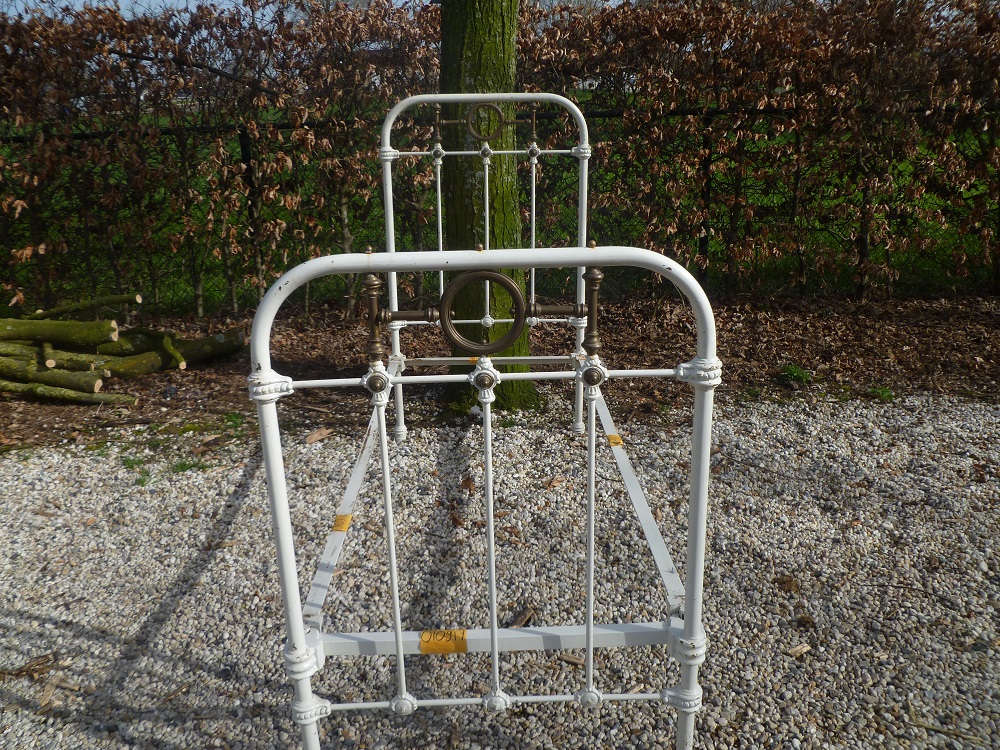 Frans spijlenbed Flair