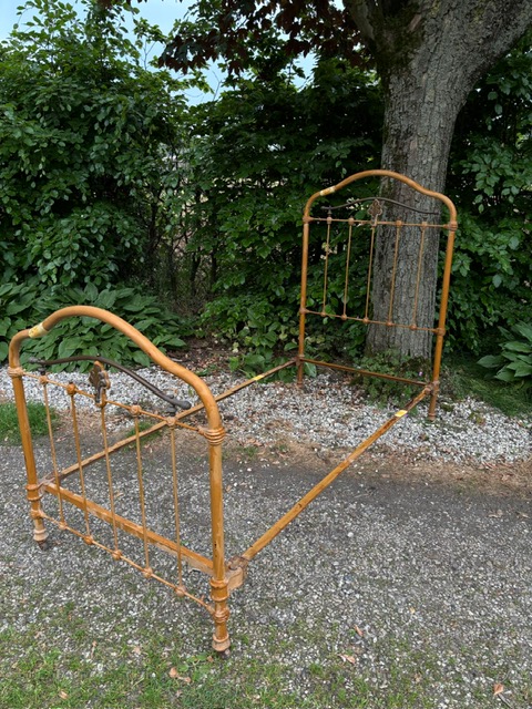 antiek eenpersoons spijllenbed Sweet